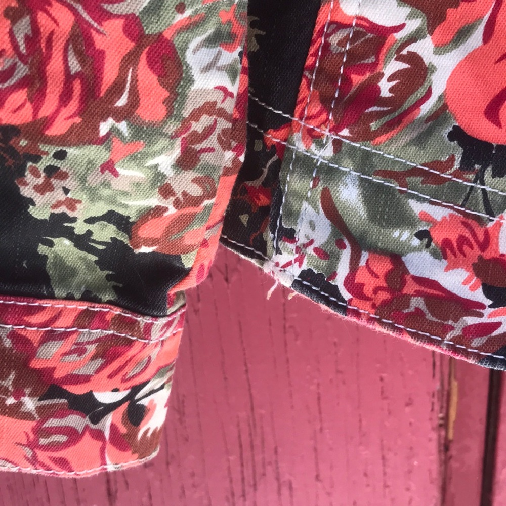 Live a Little Olive & Red Floral Jean Jacket - Picture 5 of 6